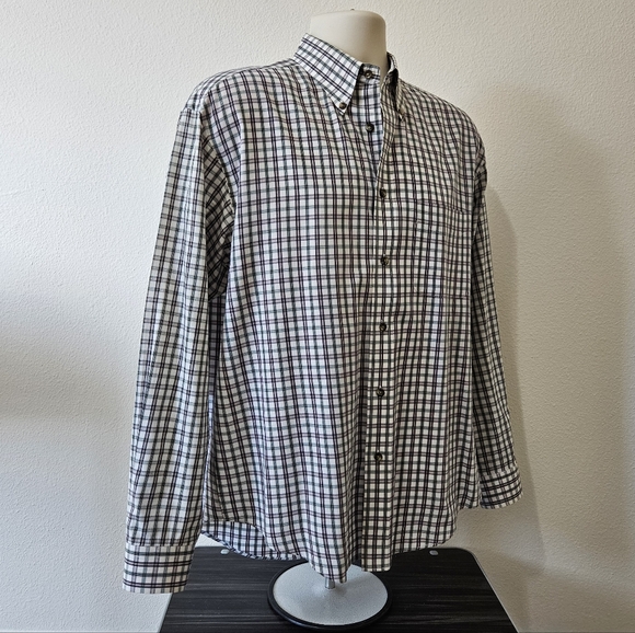 Arrow Wrinkle Free Long Sleeve Button Down Shirt - Picture 5 of 9